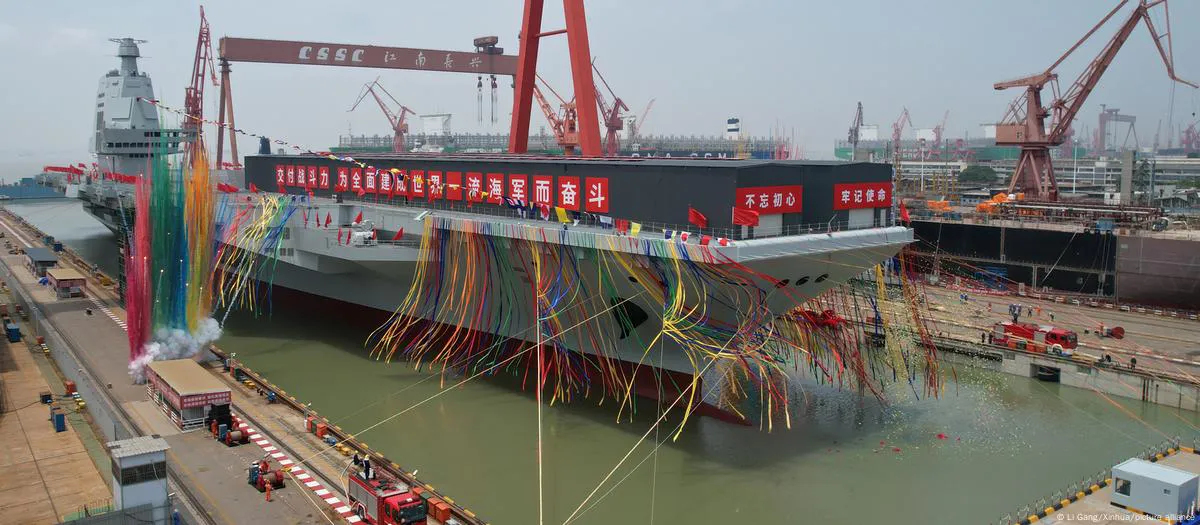 El auge naval de China y su impacto en la competencia marítima a nivel global